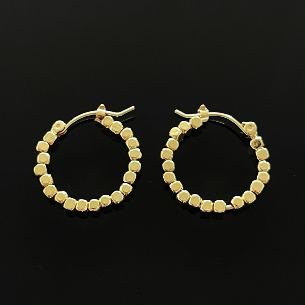 ✨Beautiful 18K GP Loop Earrings with gold beads